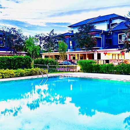 Faizal Madhi Homestay Kuching Exterior foto