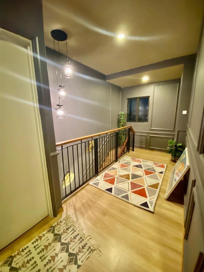 Faizal Madhi Homestay Kuching Exterior foto